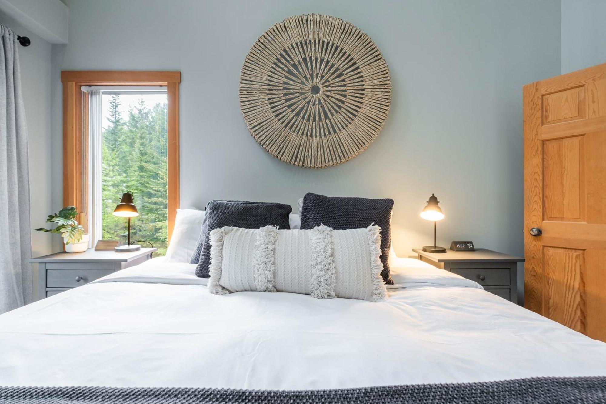 Greyhawk By Outpost Whistler Villa Bagian luar foto