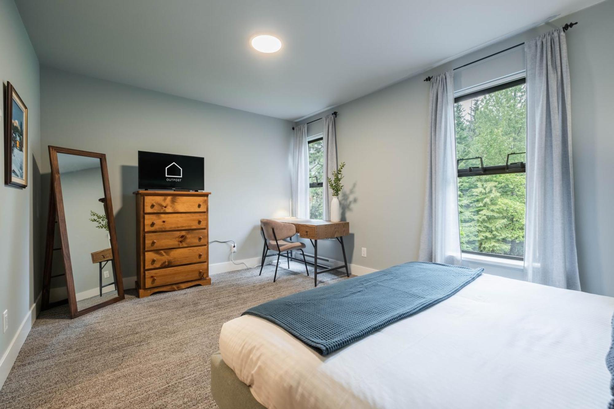 Greyhawk By Outpost Whistler Villa Bagian luar foto