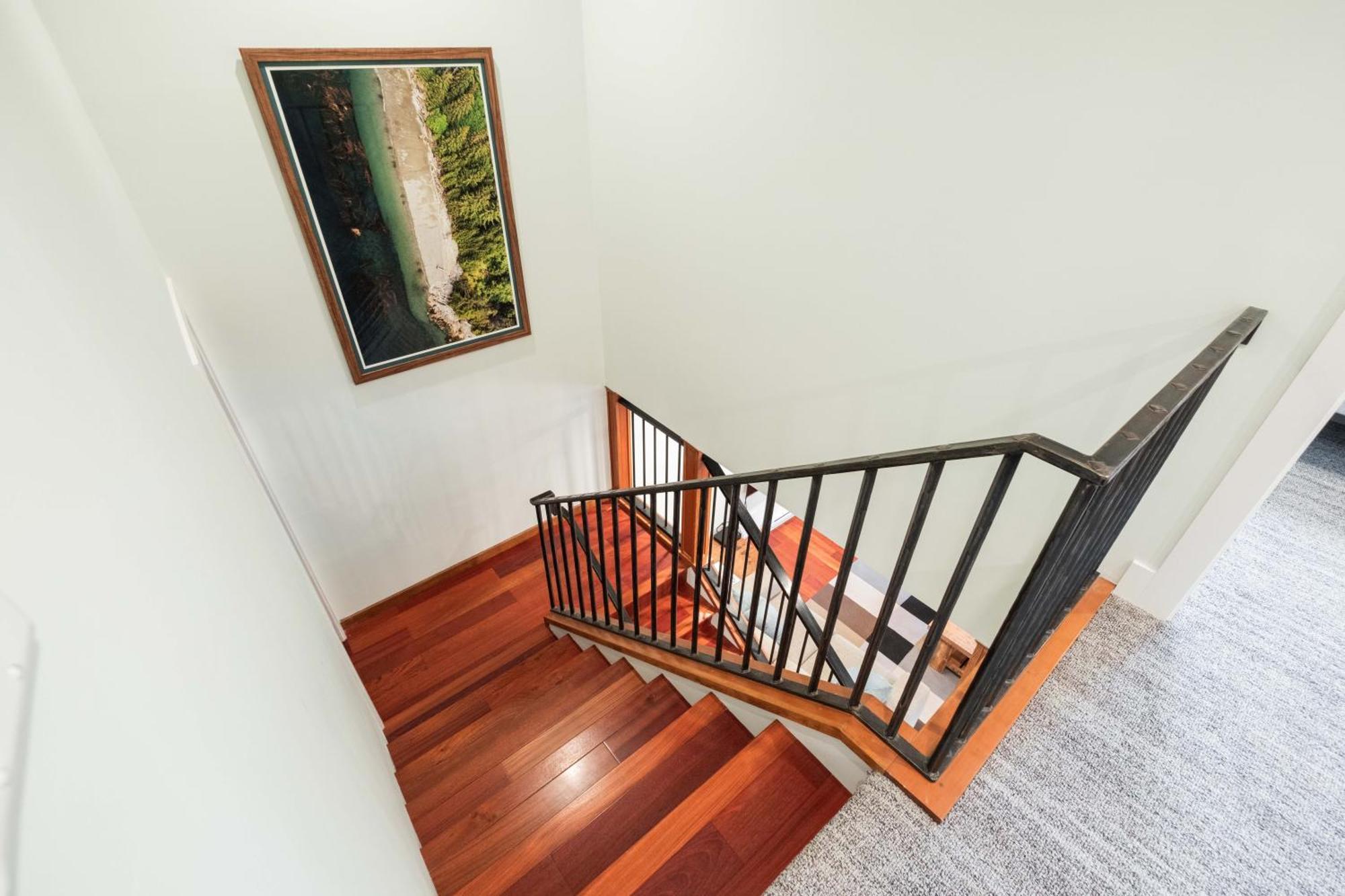 Greyhawk By Outpost Whistler Villa Bagian luar foto